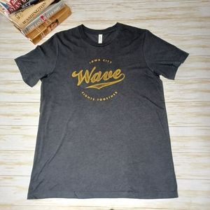 Iowa City Wave Unisex Tee Charcoal Sz M/L